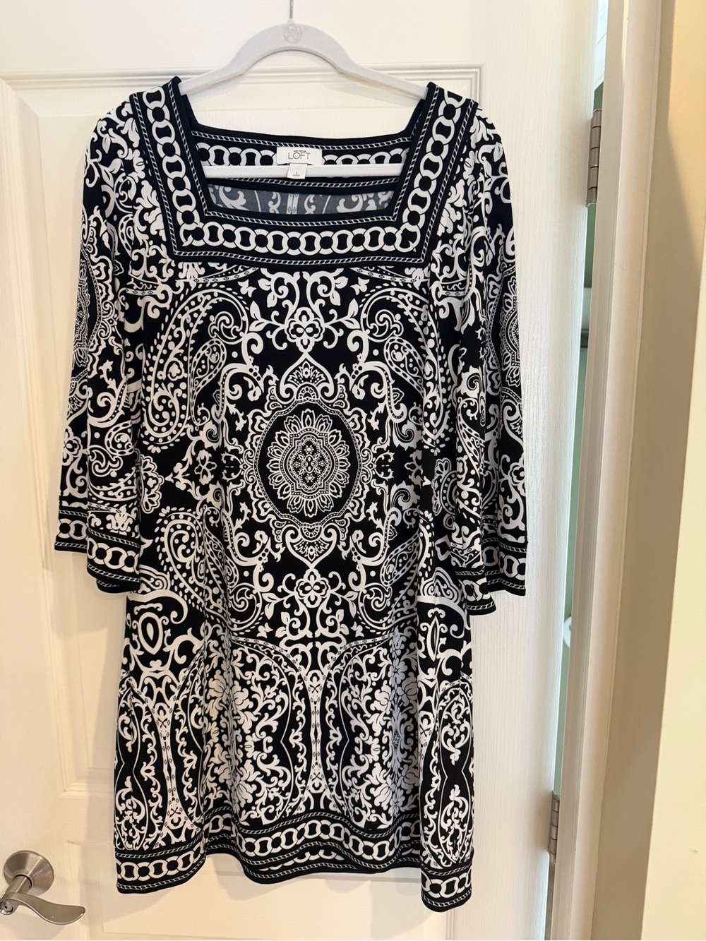 Ann Taylor LOFT Black and White Patterned Tunic
